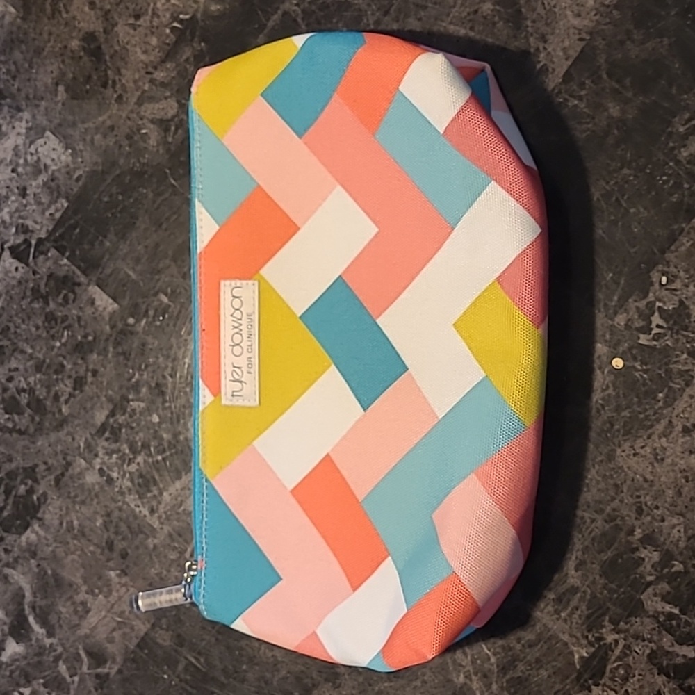 New! Tyler Dawson Clinique pastel chevron cosmetic makeup bag clutch